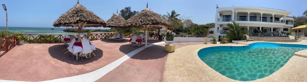 Met Beach Resort Melinde Exterior foto