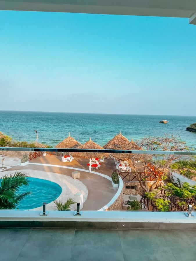 Met Beach Resort Melinde Exterior foto