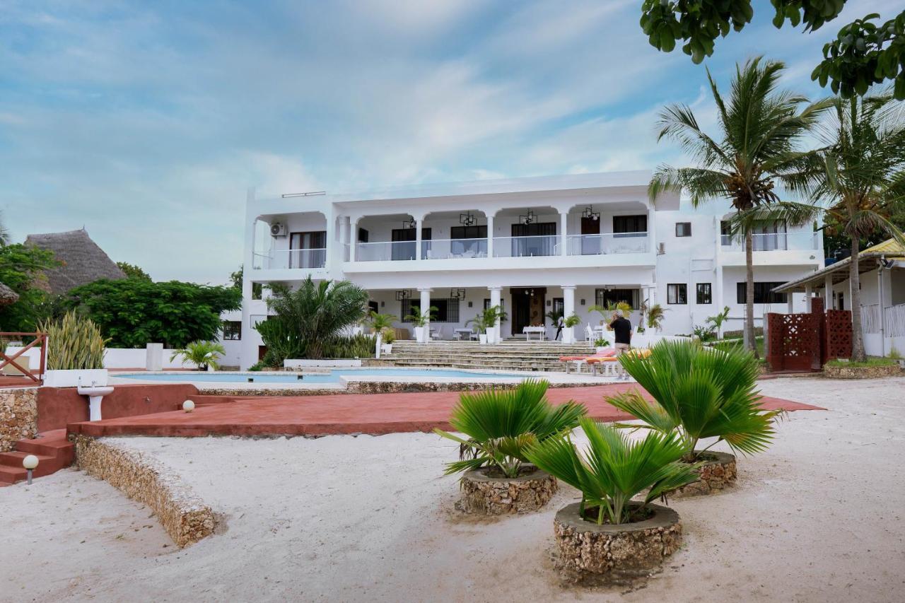 Met Beach Resort Melinde Exterior foto